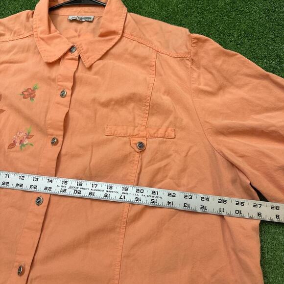 Vintage Embroidered Floral Button-Up Shirt - Picture 3 of 5